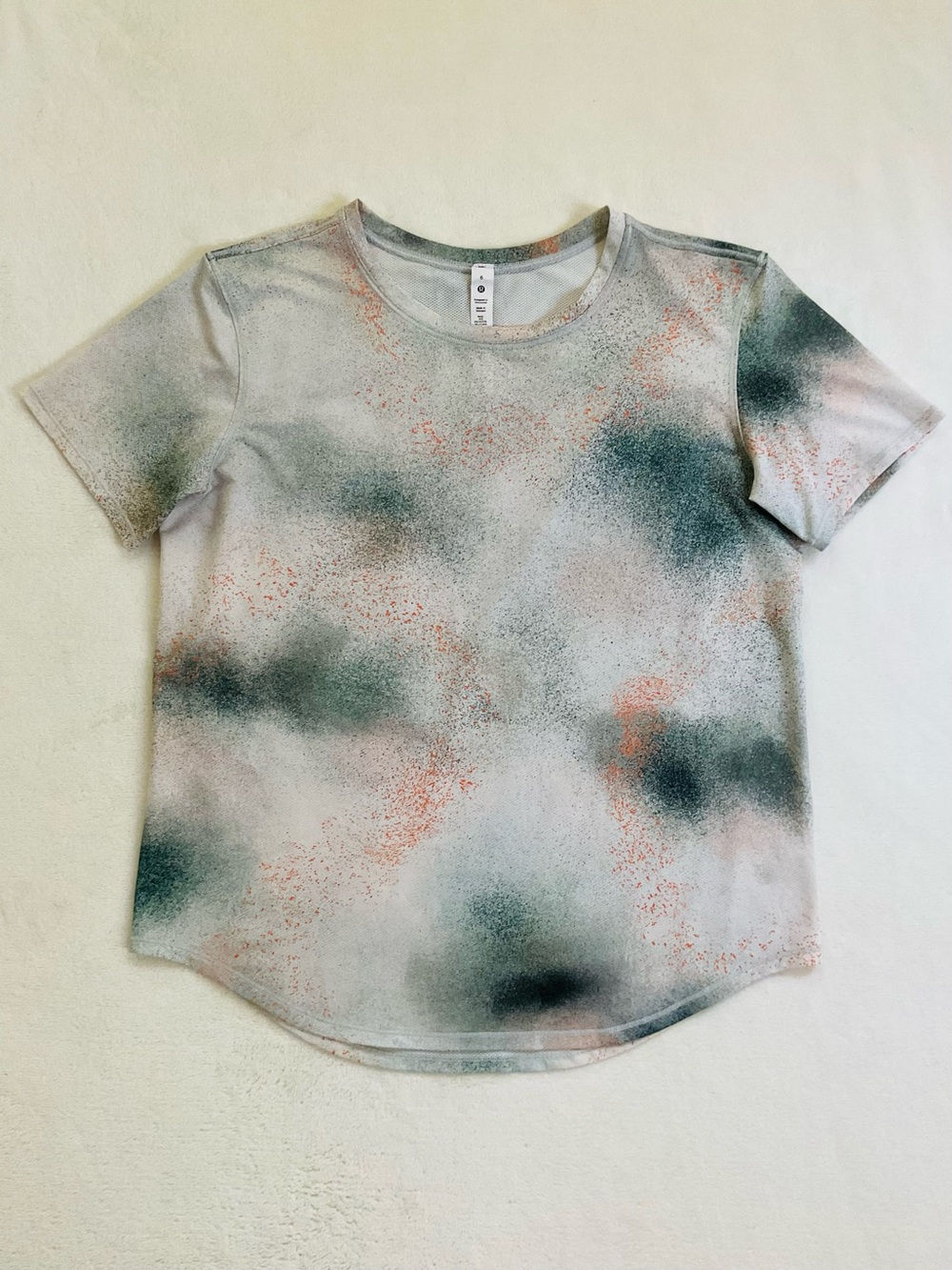 Lululemon High-Neck Running Training T-Shirt Spray Camo Size 6